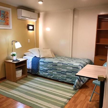 Hostal Las Condes Familiar Сантьяго Экстерьер фото
