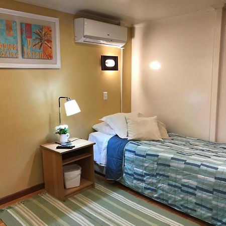 Hostal Las Condes Familiar Сантьяго Экстерьер фото