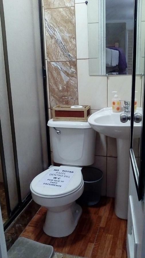 Hostal Las Condes Familiar Сантьяго Экстерьер фото