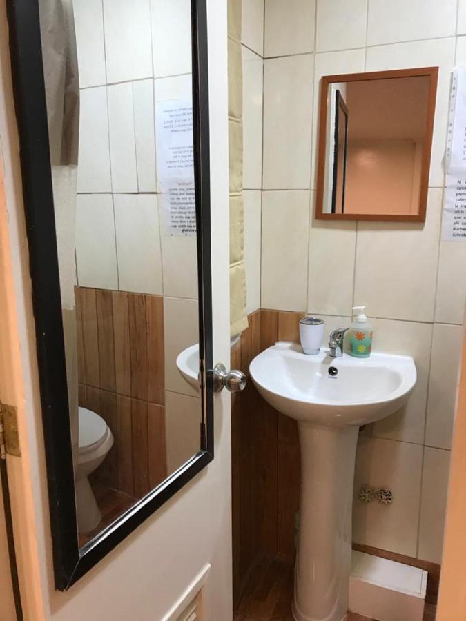 Hostal Las Condes Familiar Сантьяго Экстерьер фото
