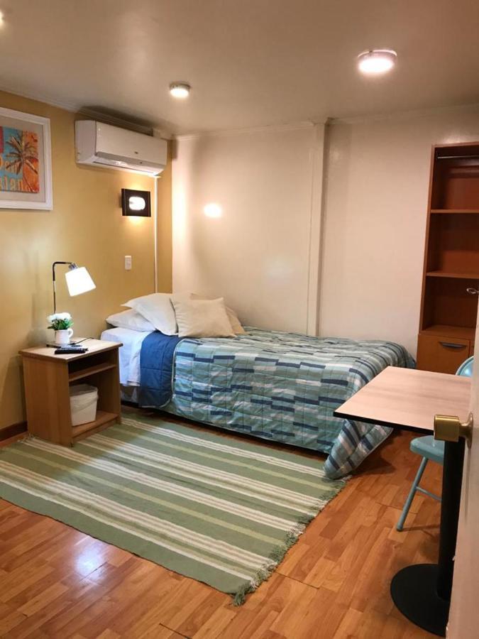 Hostal Las Condes Familiar Сантьяго Экстерьер фото