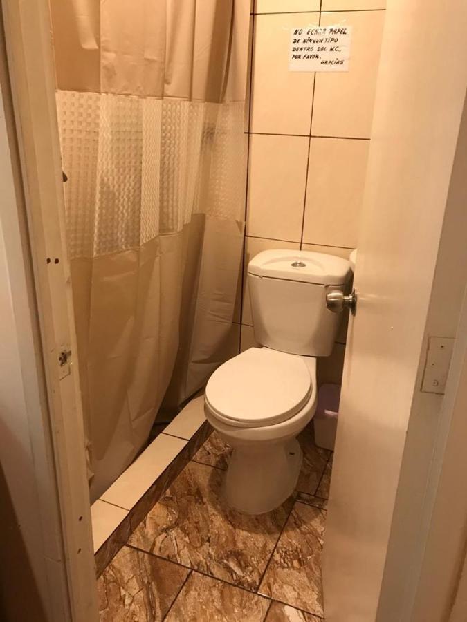 Hostal Las Condes Familiar Сантьяго Экстерьер фото